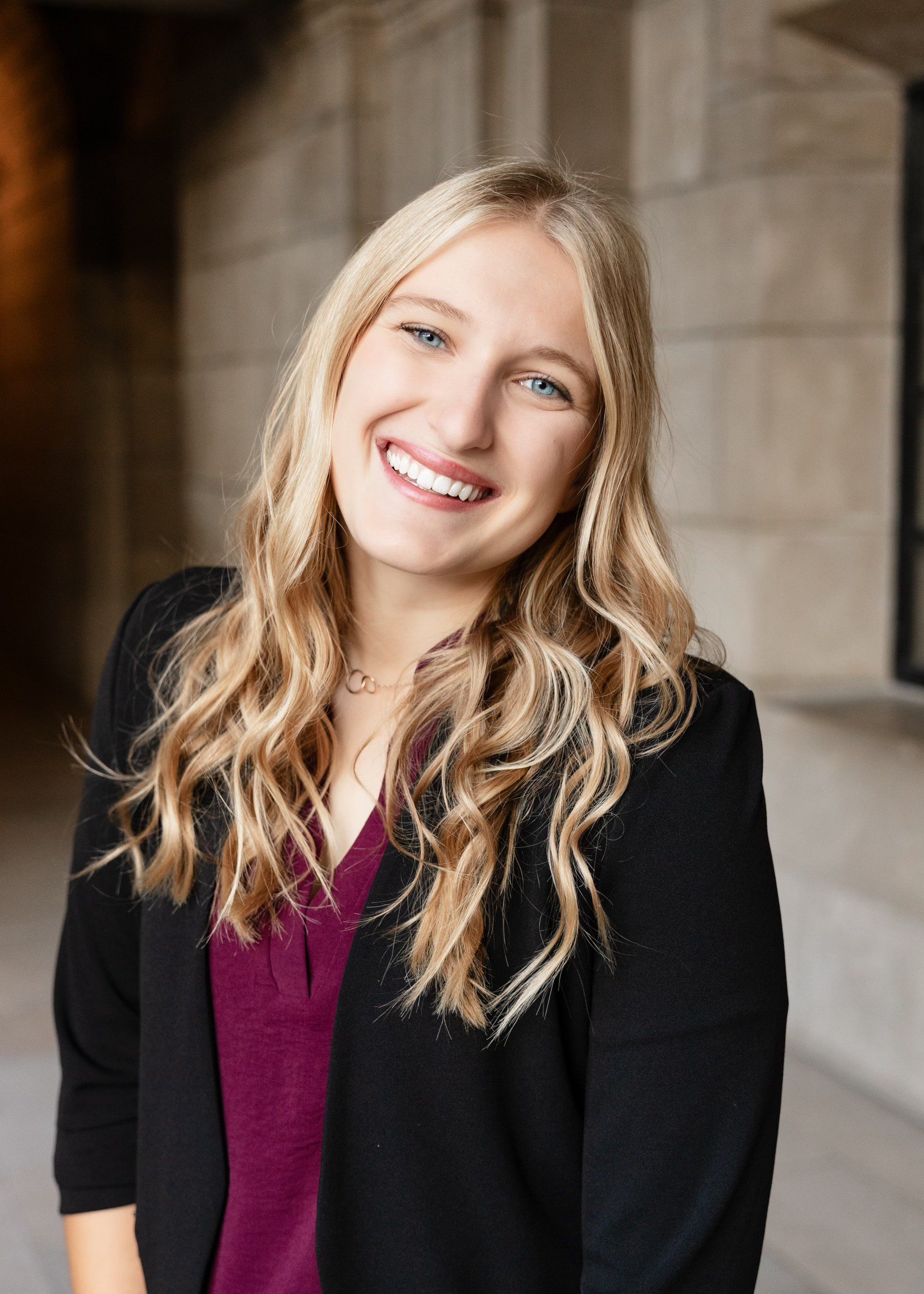 Kailey Harvey Headshot 